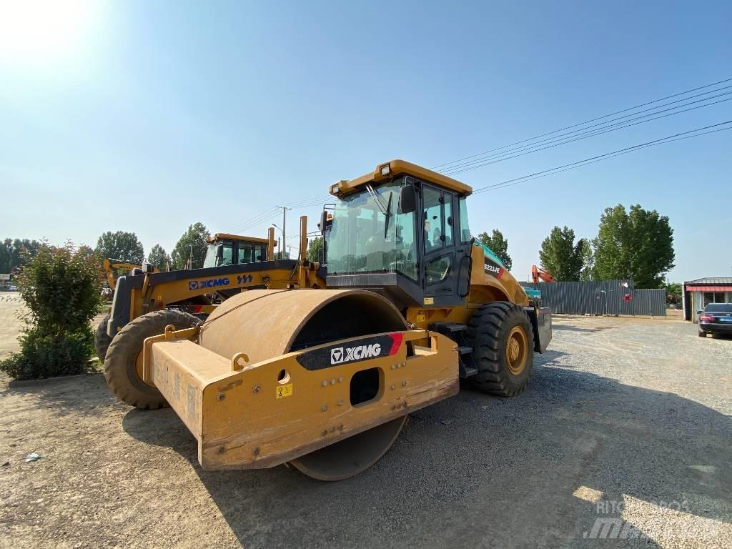 XCMG SX233JE 单轮压路机
