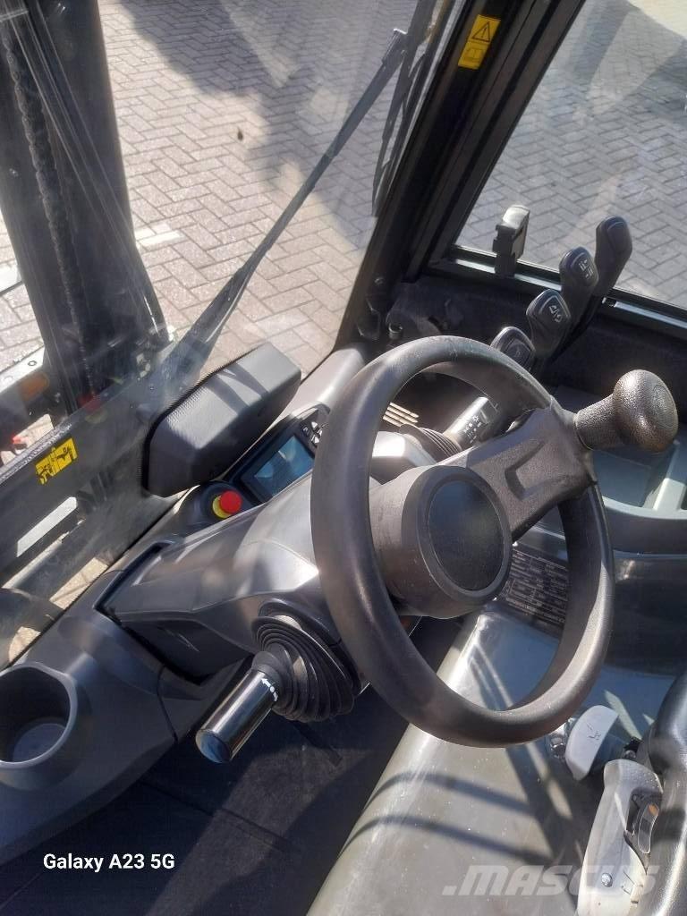UniCarriers MX 25 电动叉车