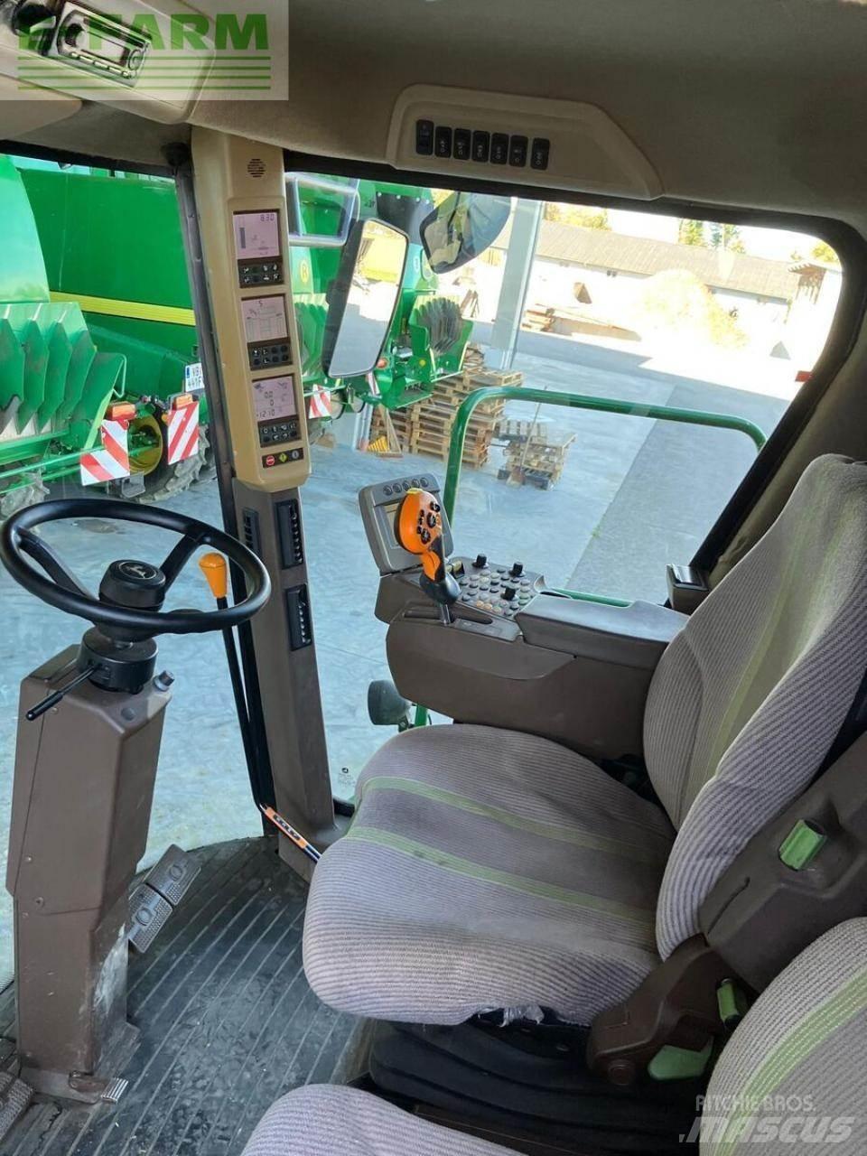 John Deere t560hm 联合收割机