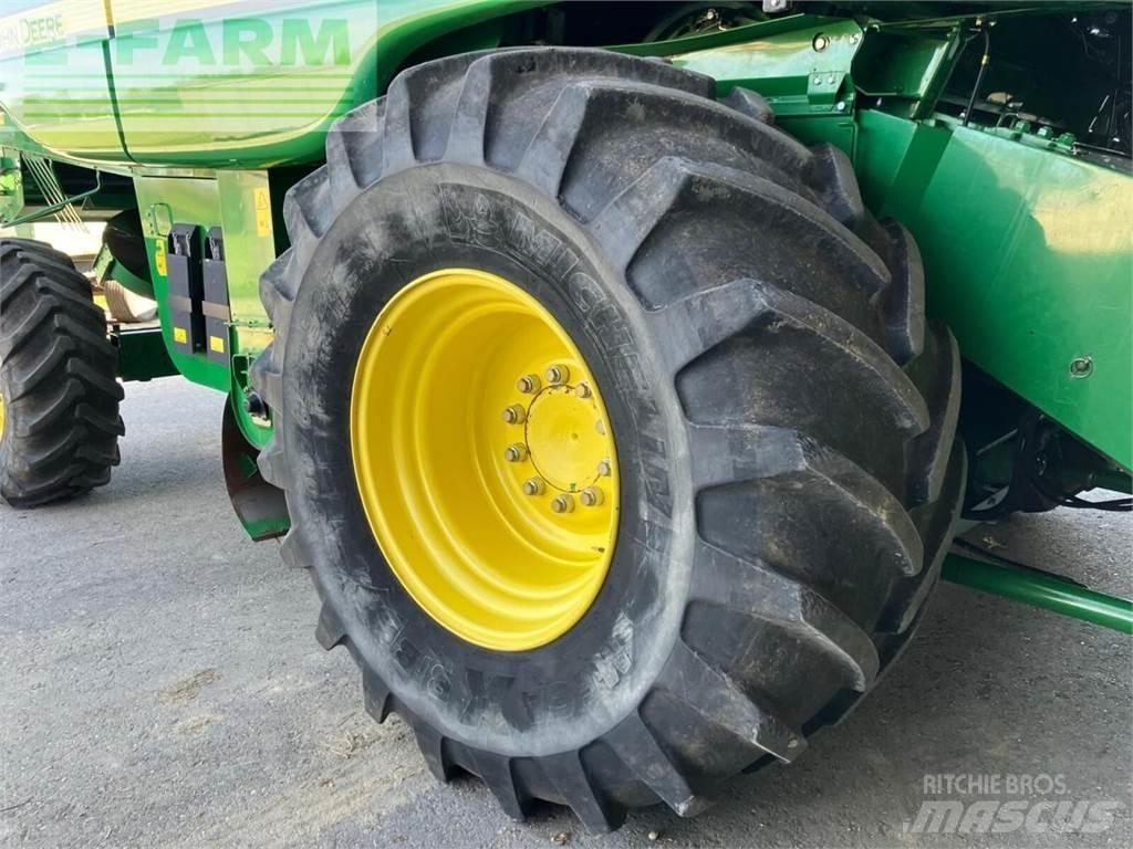 John Deere t560hm 联合收割机