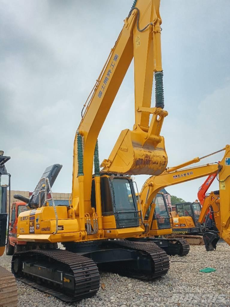 Komatsu PC 220-8 履带挖掘机