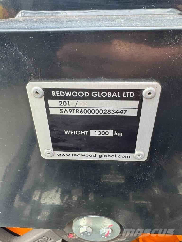  Först  TR6P 木材削片机