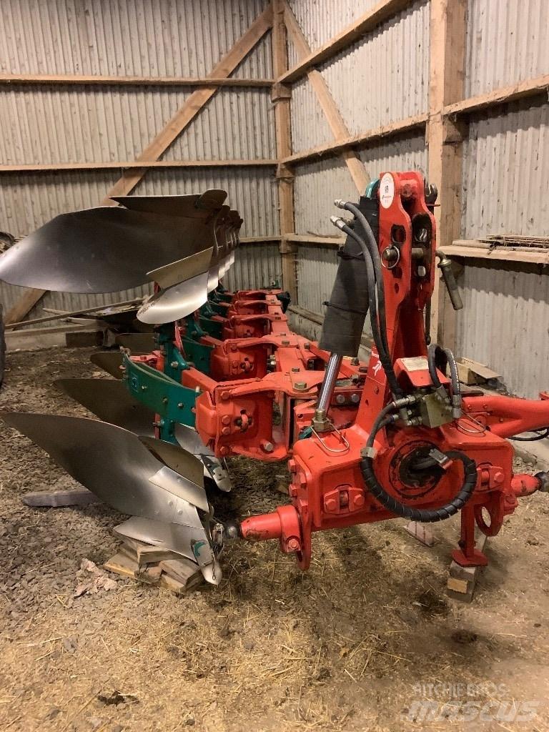 Kverneland ED85 双向犁