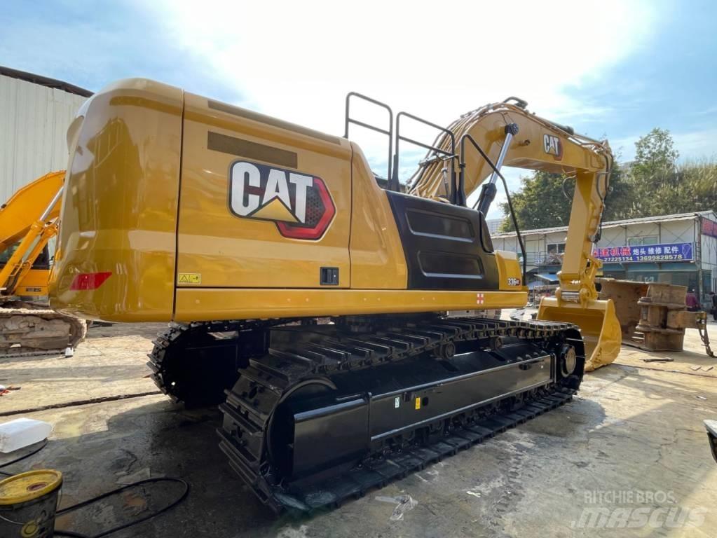 CAT 390 中型挖掘机