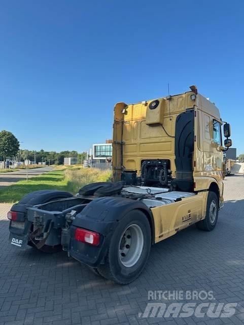 DAF XF 510 牵引车