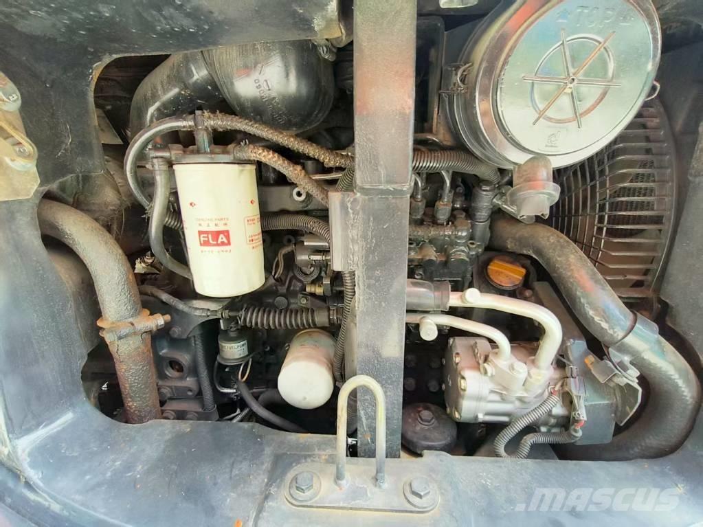 Hitachi ZX 50 小型挖掘机