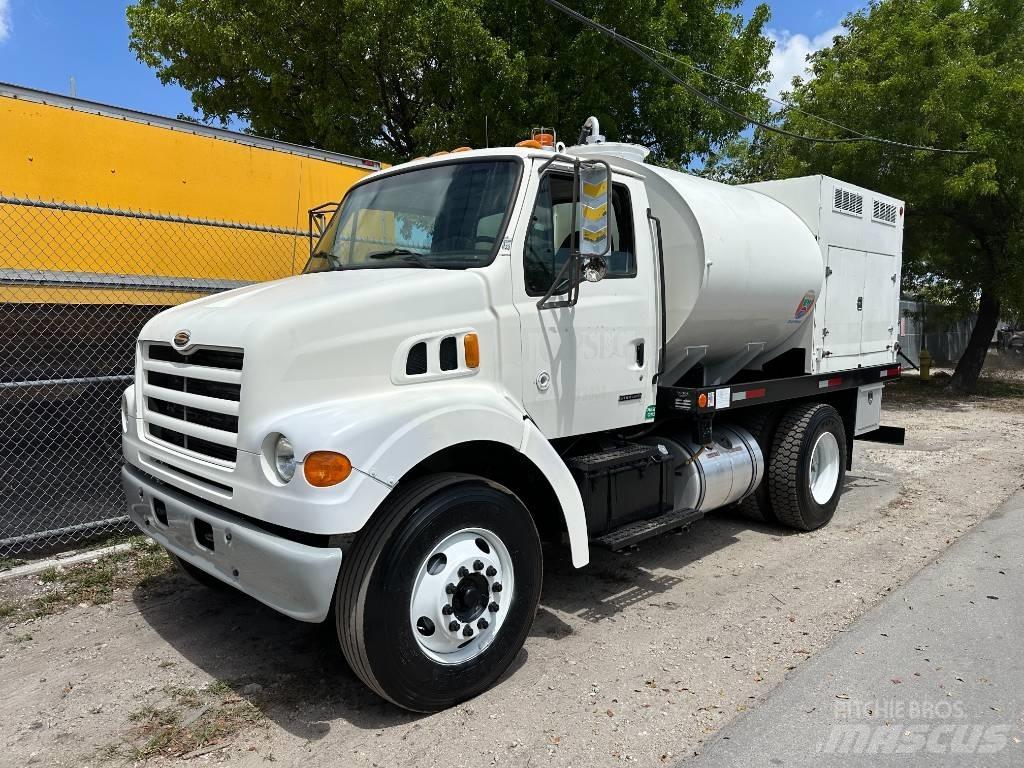 Sterling L 7501 组合/真空油槽车