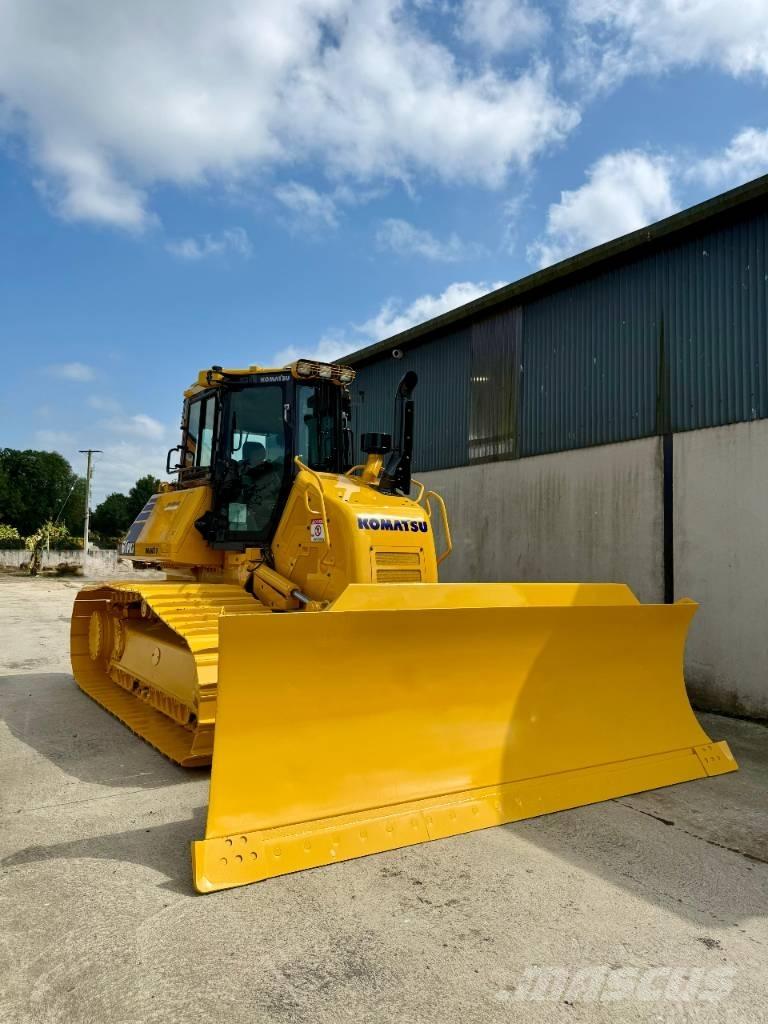 Komatsu D 61 PXi-24 履带式推土机