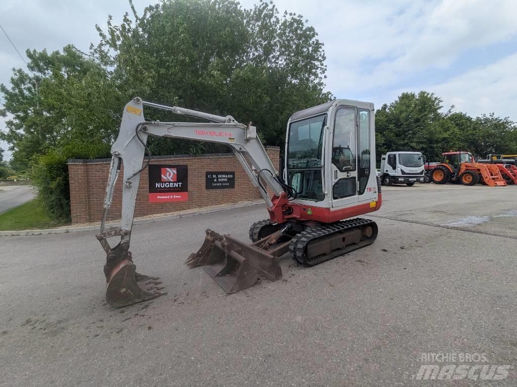 Takeuchi TB 125 小型挖掘机