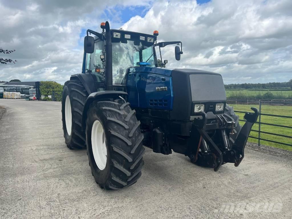 Valtra 8950 HiTech 4 拖拉机/农用车