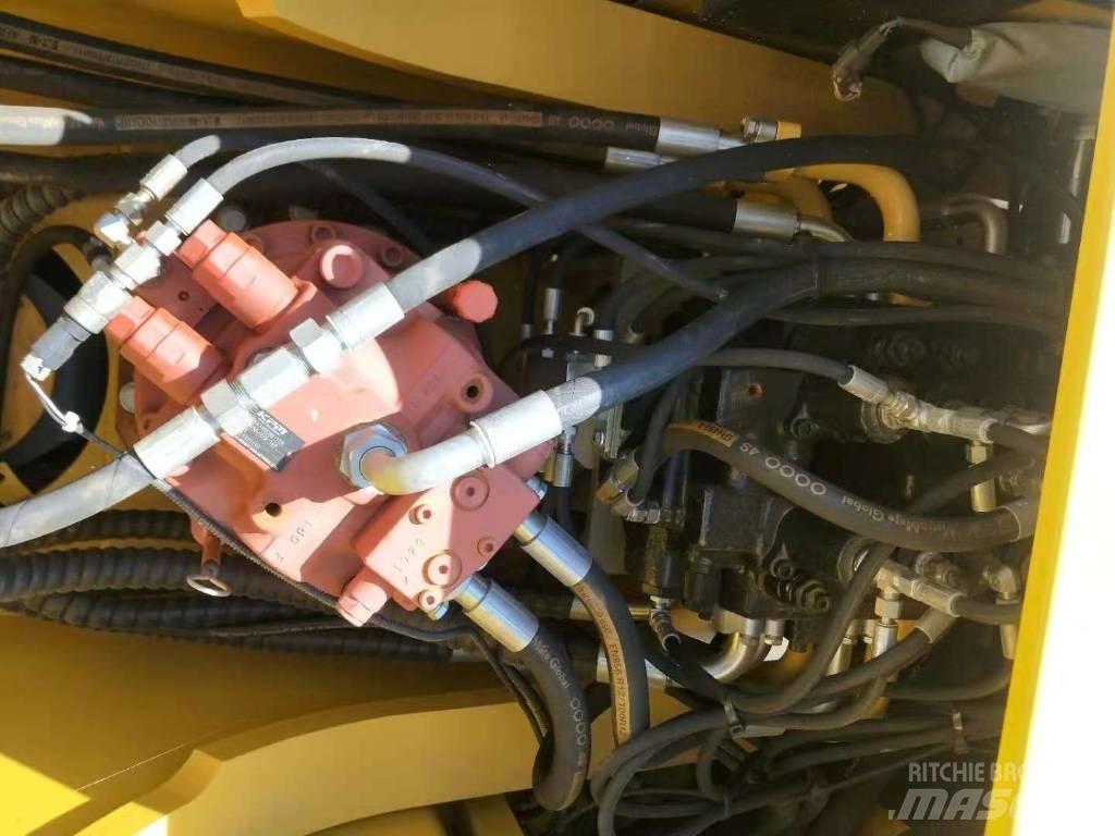 New Power NE225 中型挖掘机