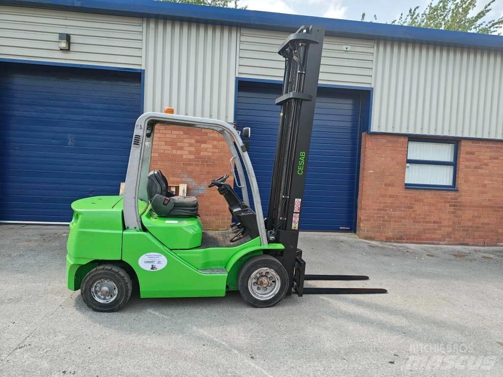Cesab M 325 柴油叉车