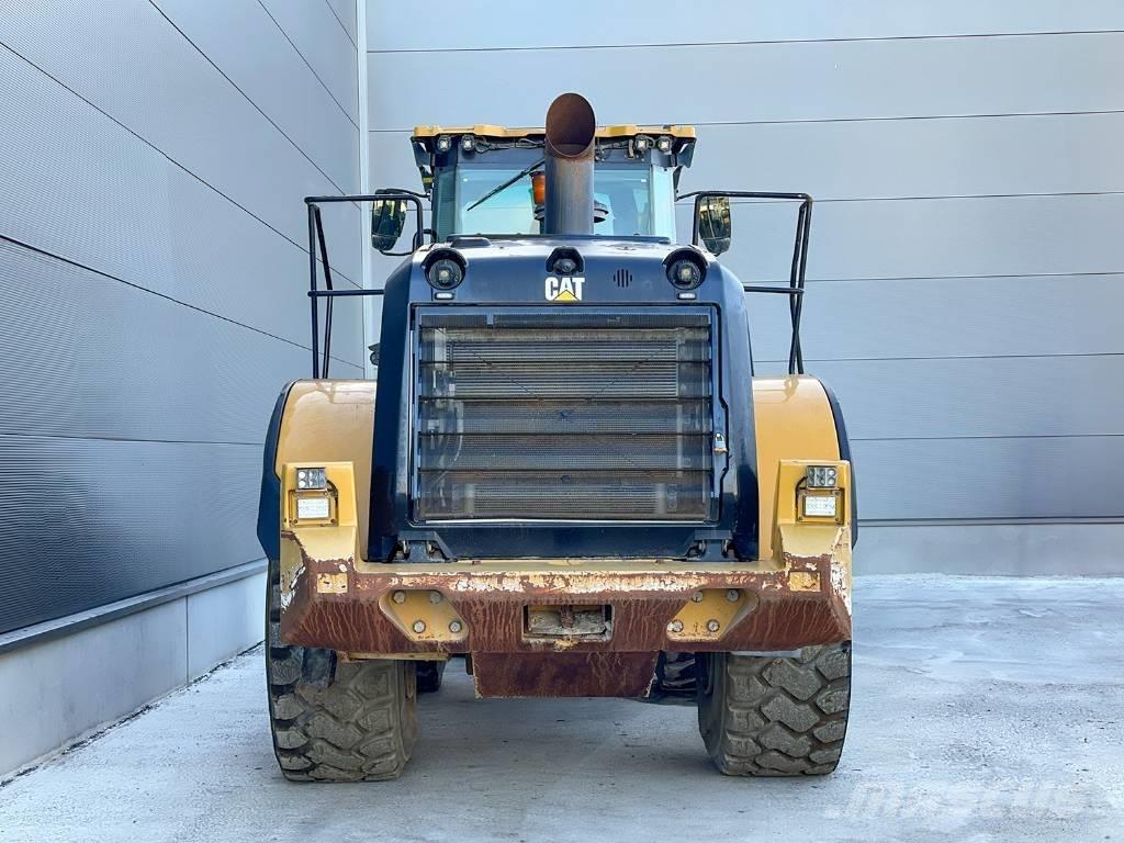 CAT 972M 轮式装载机