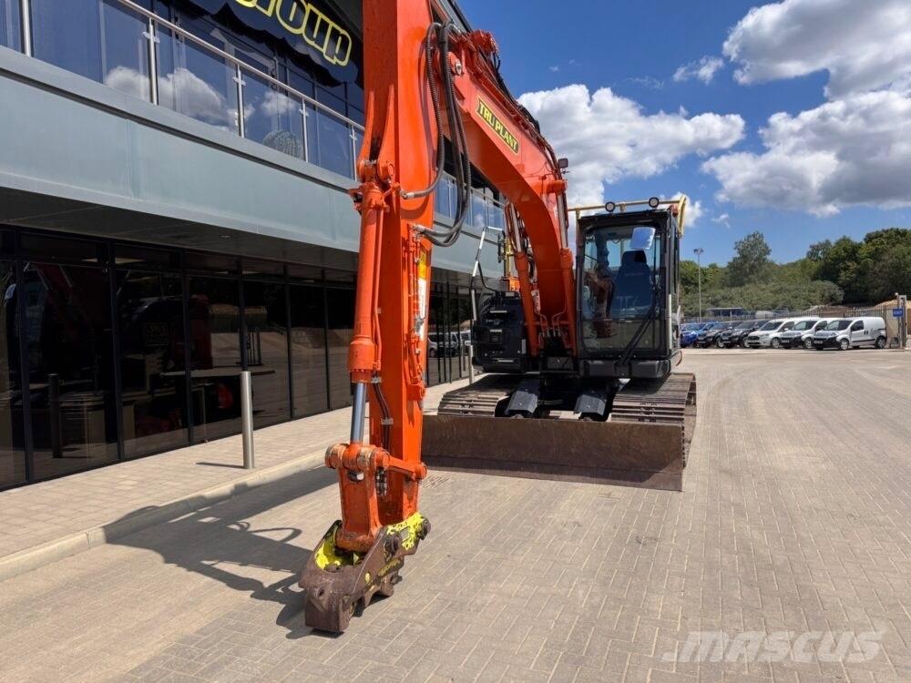 Hitachi ZX135USBL-7 履带挖掘机