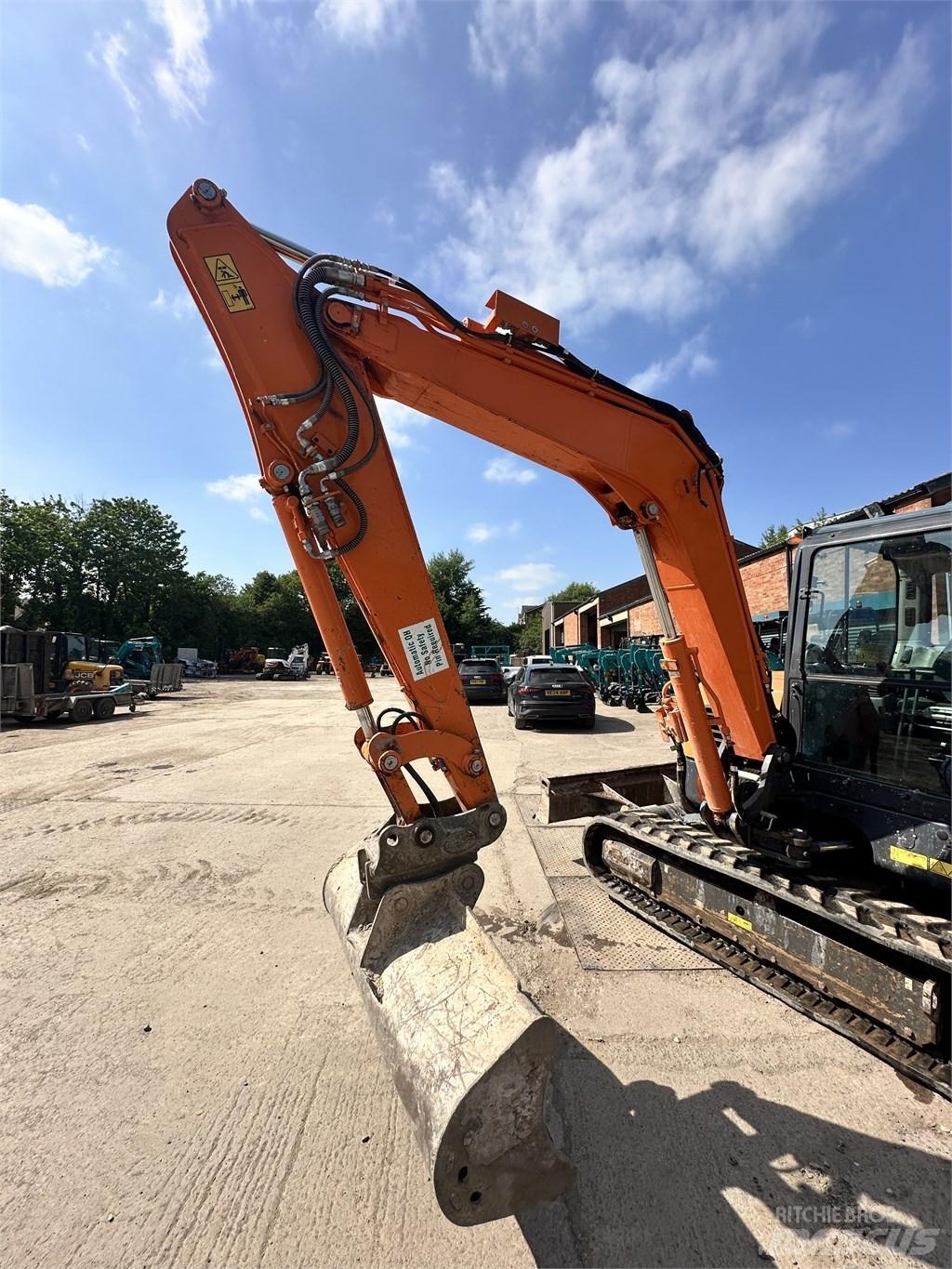Doosan DX 63-3 小型挖掘机