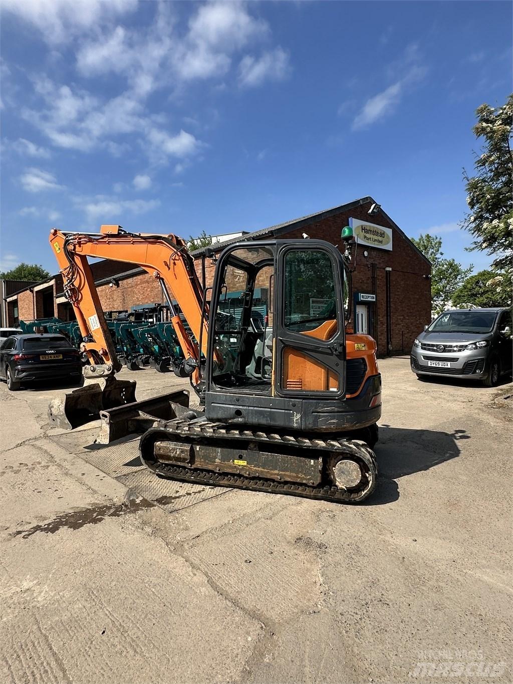 Doosan DX 63-3 小型挖掘机