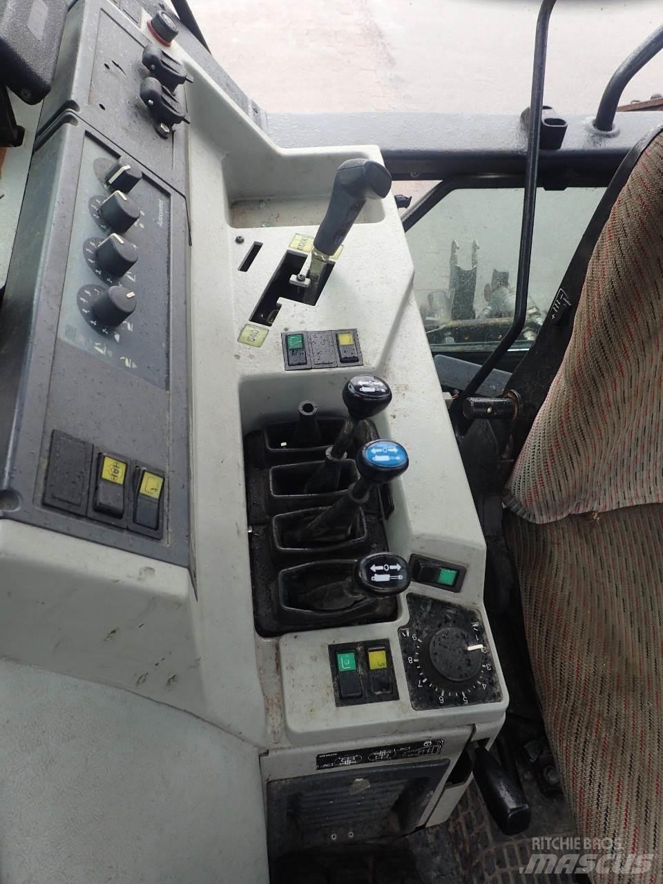 Valtra 8150 拖拉机/农用车