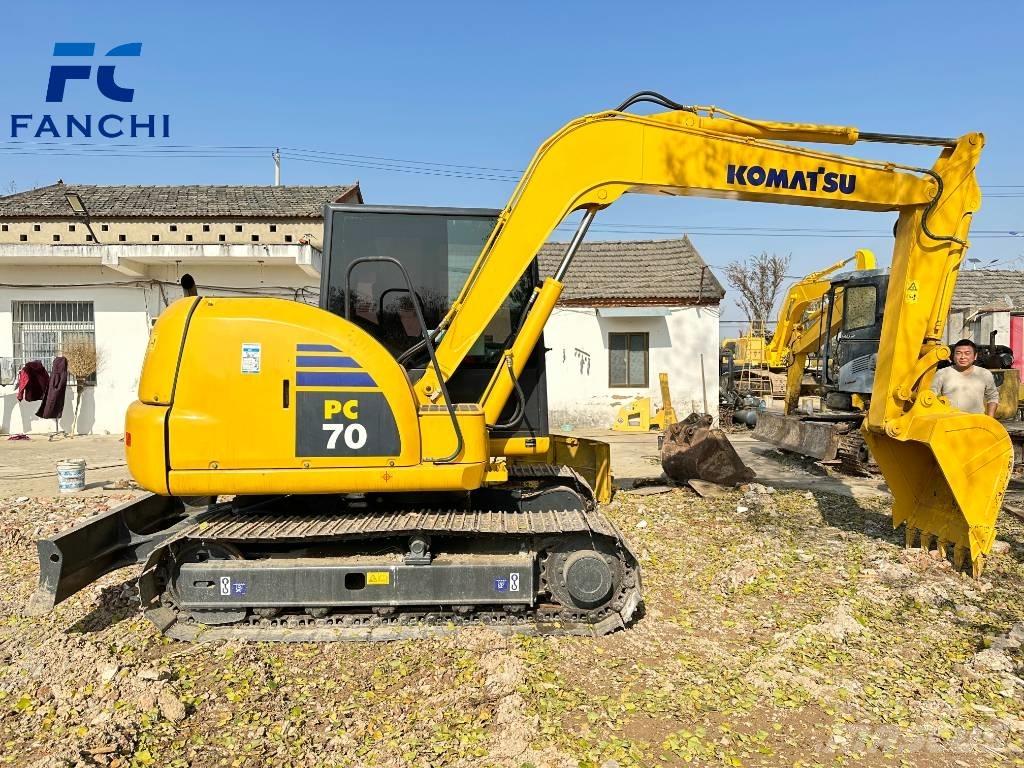 Komatsu PC70-8 履带挖掘机