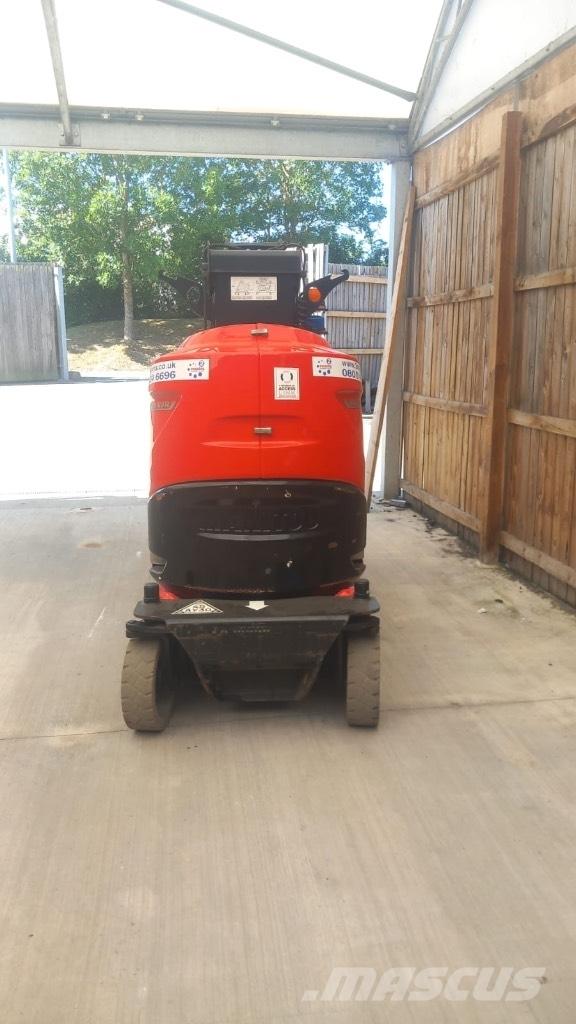 Manitou 100 VJR 客货电梯