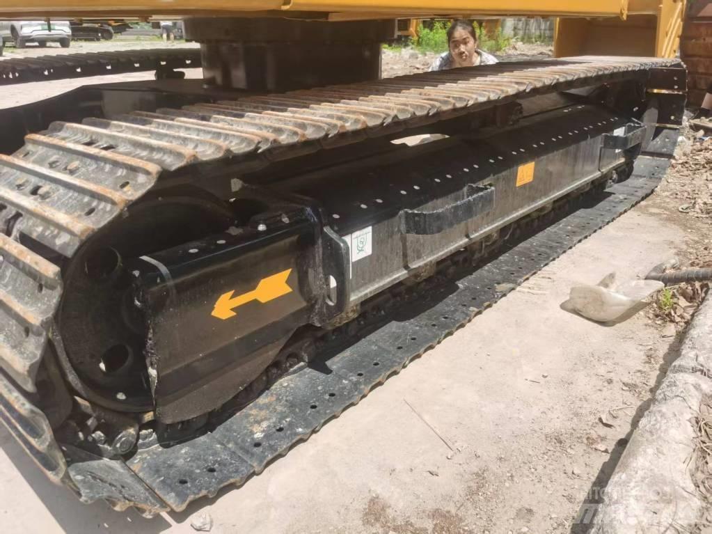 CAT 310 履带挖掘机