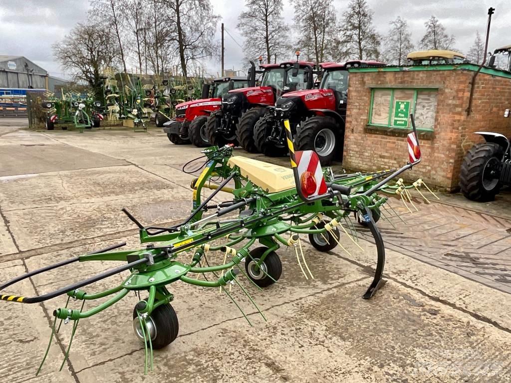Krone Vendro 560 犁耙和摊草机