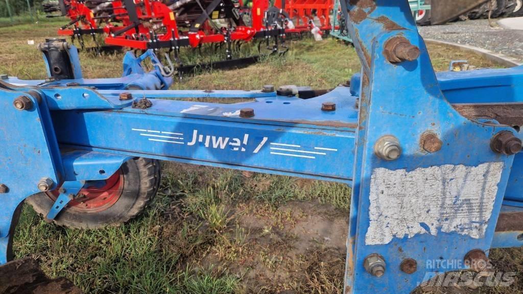 Lemken Juwel 7 M V T 双向犁