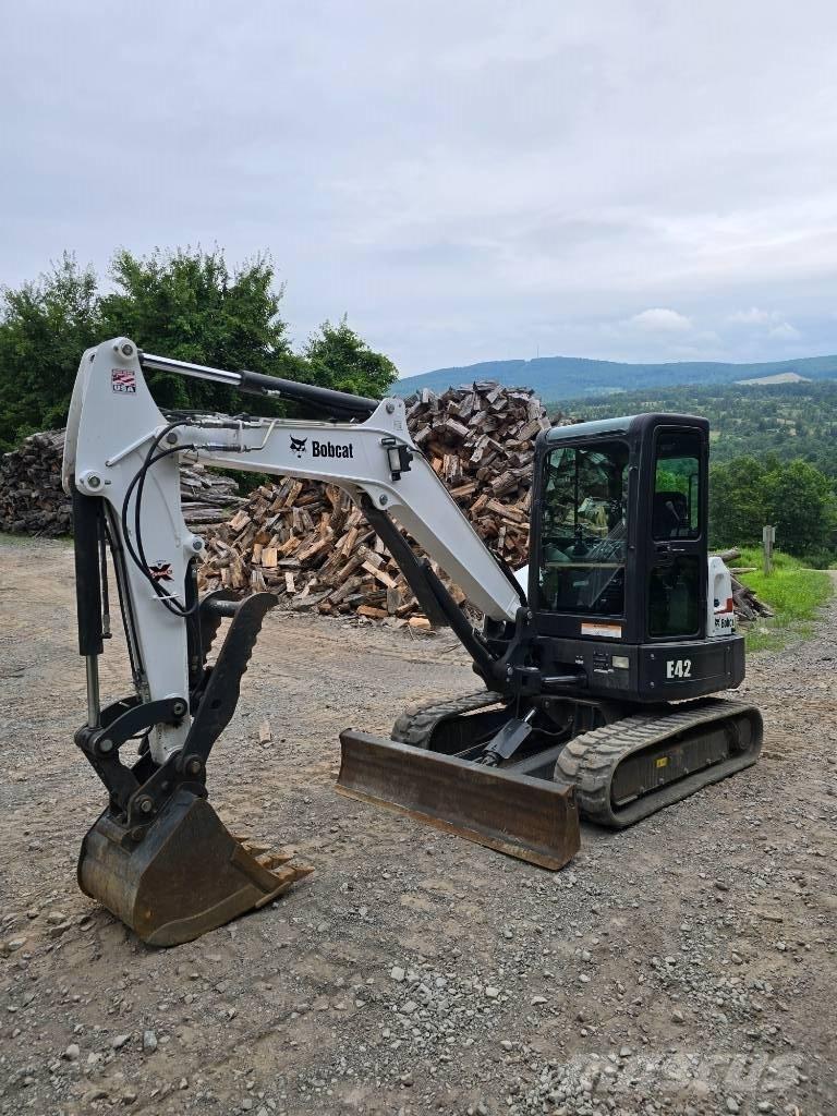Bobcat E42 小型挖掘机