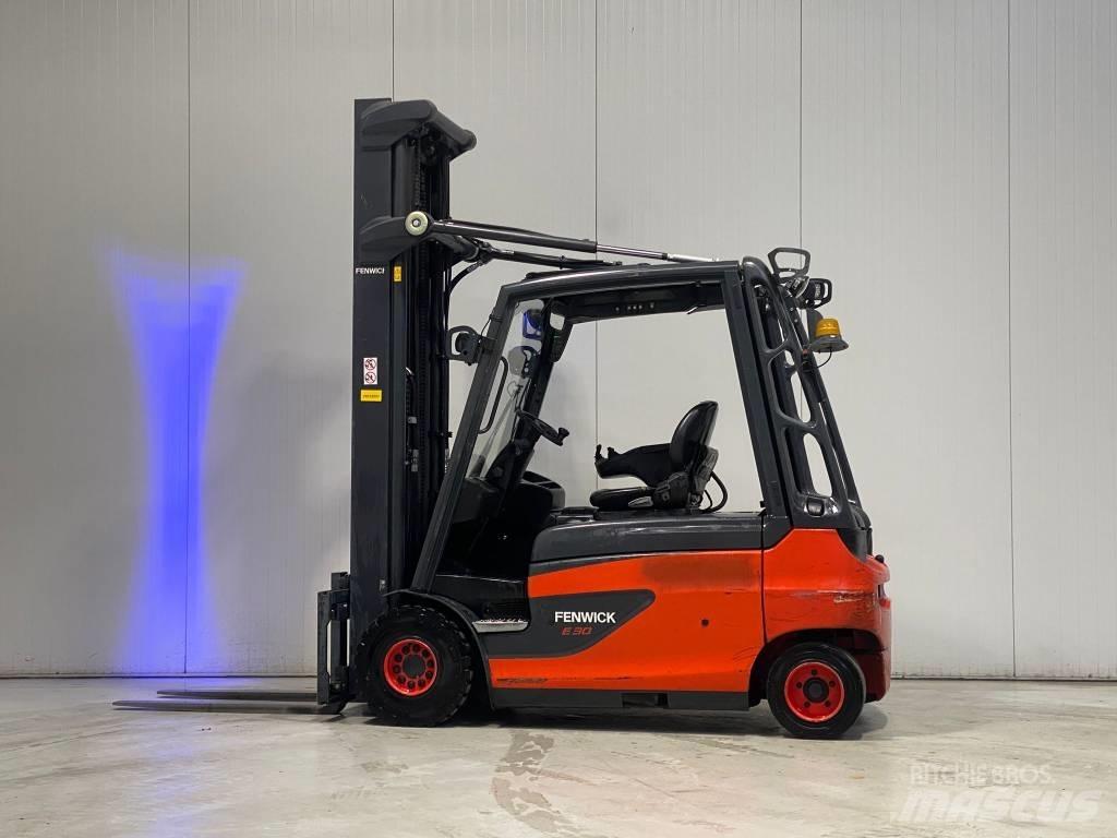 Linde E30L-01 电动叉车