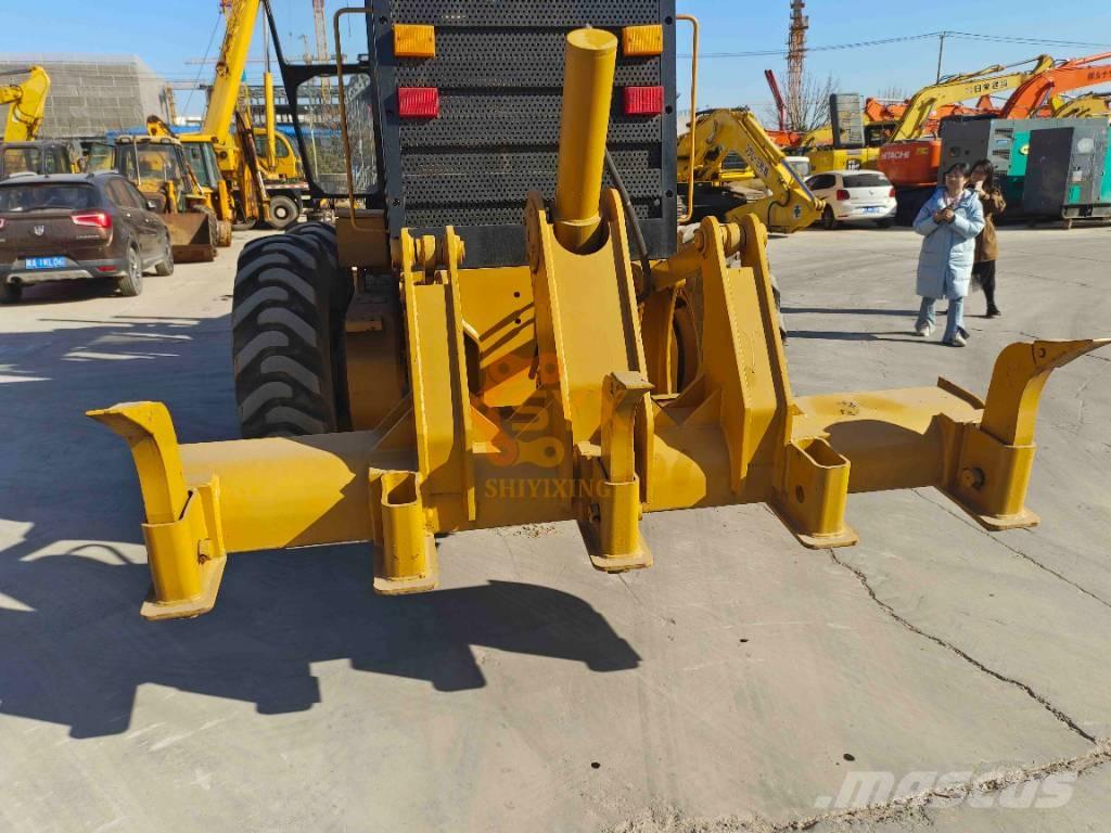 CAT 140 H 平地机/推土机