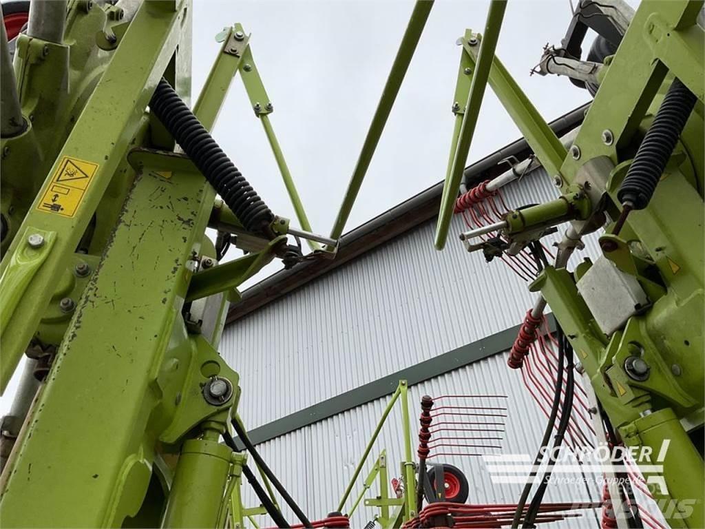 CLAAS LINER 3600 料堆整形机