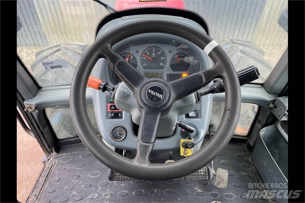 Valtra T153 拖拉机/农用车