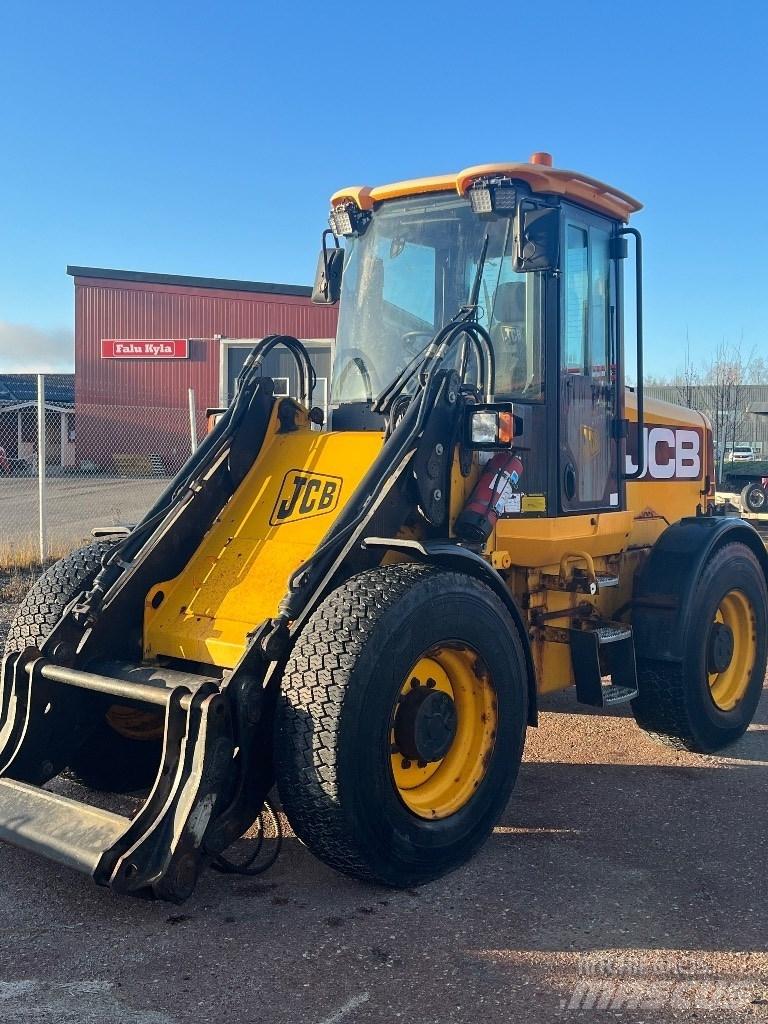 JCB 411 HT 轮式装载机