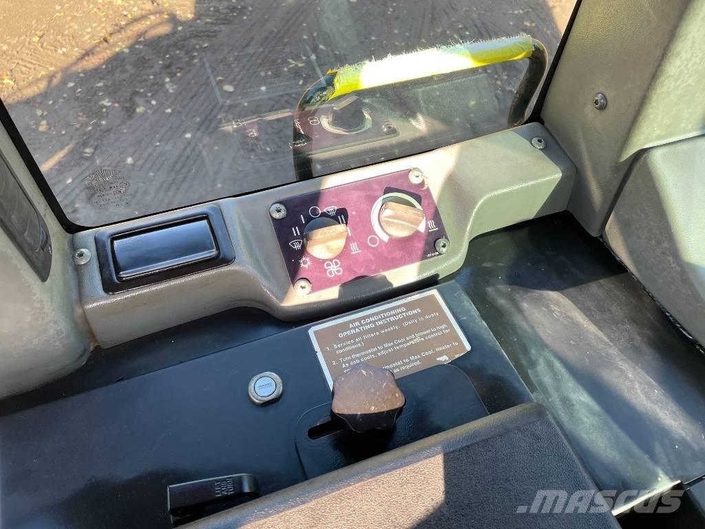 CAT 953 C 履带式装载机