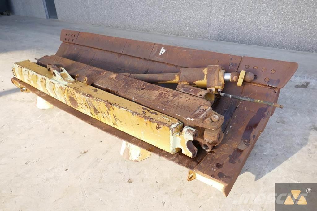 CAT D7G Blade 推铲