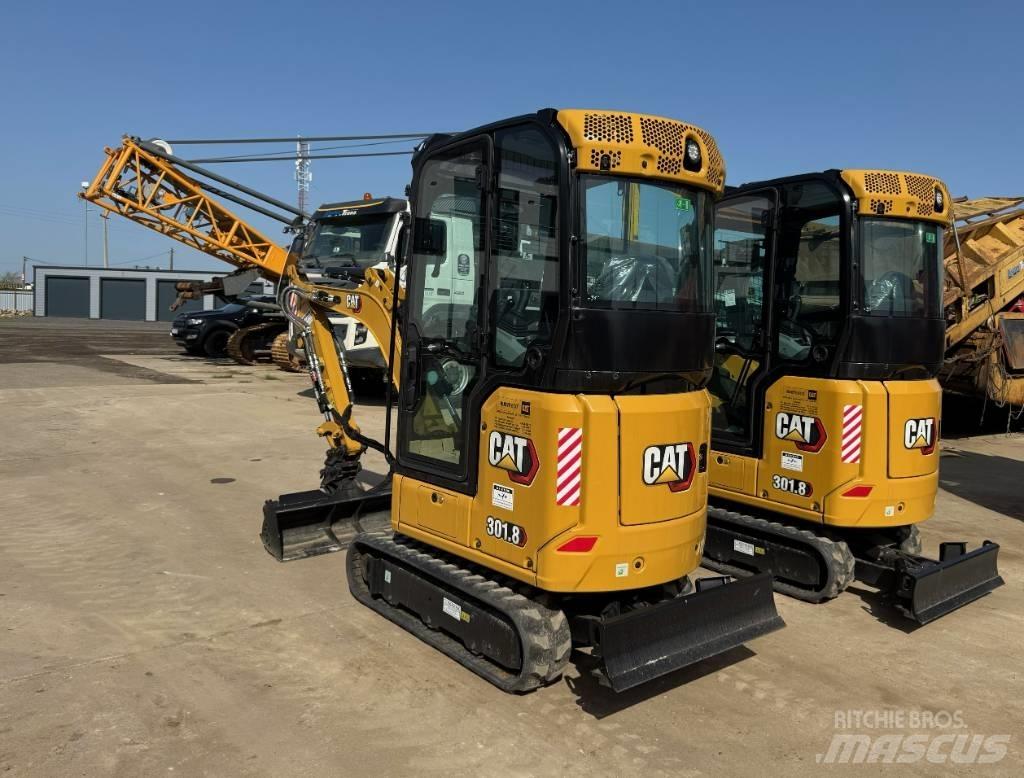 CAT 301.8 小型挖掘机