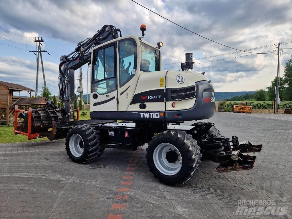 Schaeff TW 110 轮式挖掘机