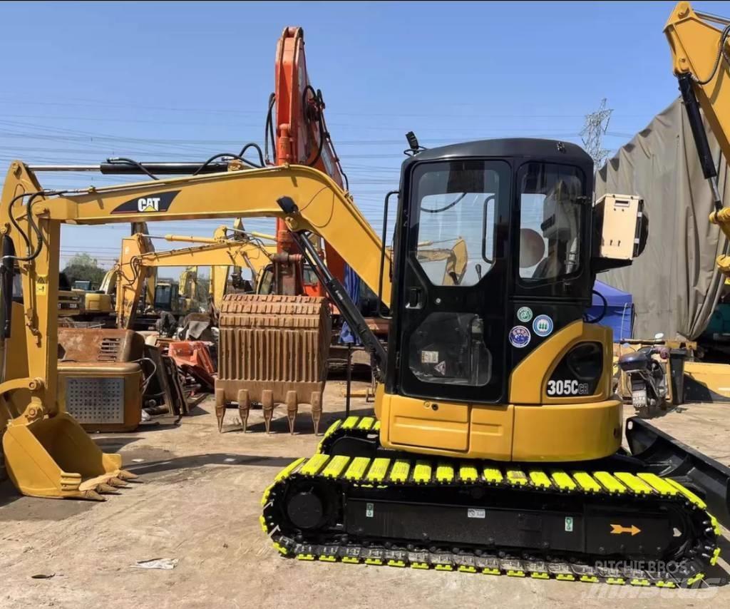 CAT 305 C CR 小型挖掘机