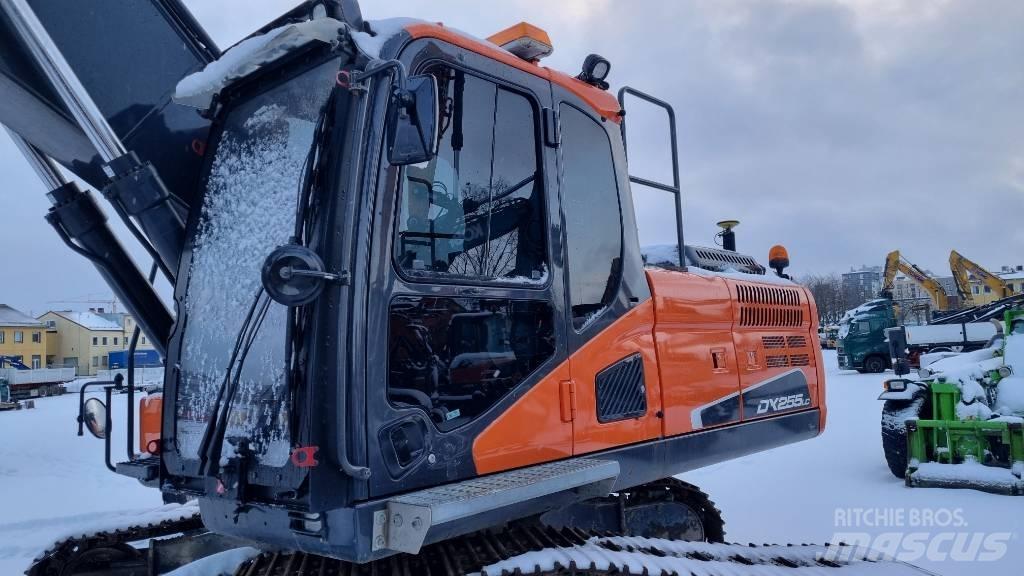 Doosan DX 255 LC-5 履带挖掘机