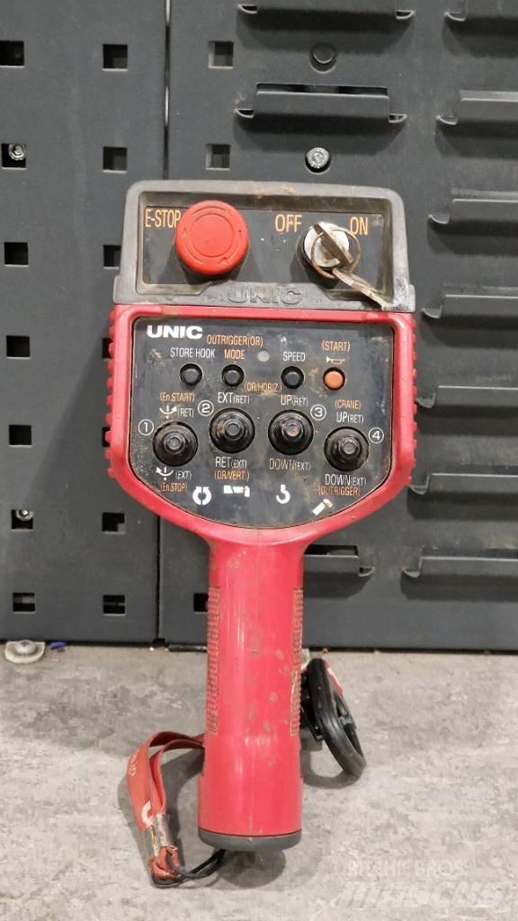 Unic URW-506 轻小型起重机