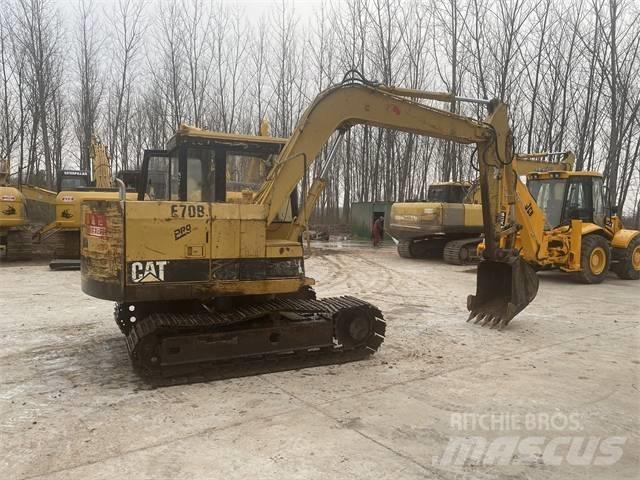 CAT E70B 履带挖掘机