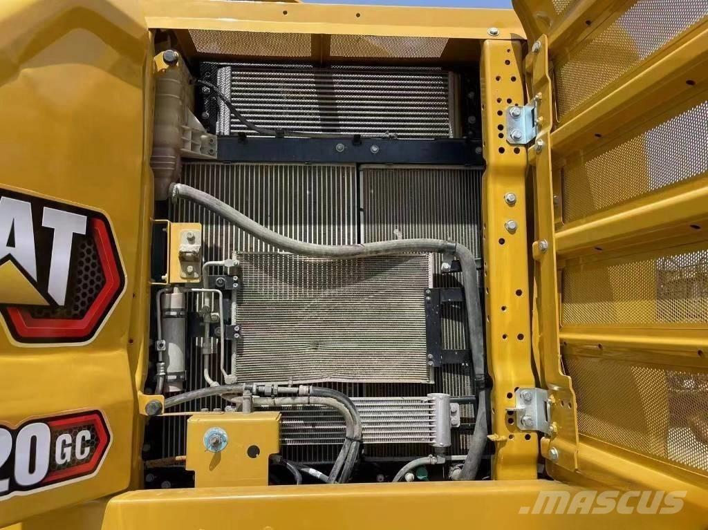 CAT 320GC 履带挖掘机