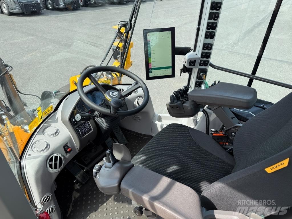 Volvo L 90 H LockUp 轮式装载机