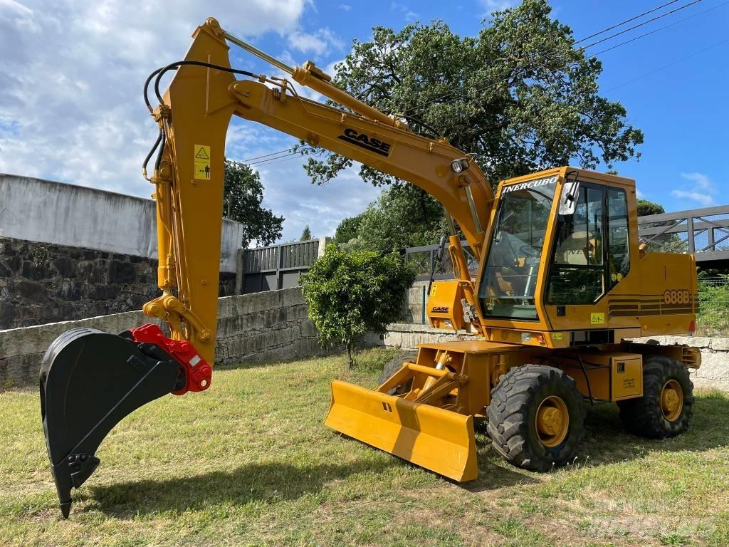 CASE 688 B 轮式挖掘机