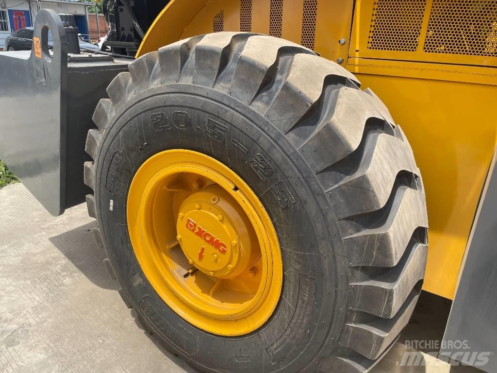 XCMG XS 223 J 单轮压路机