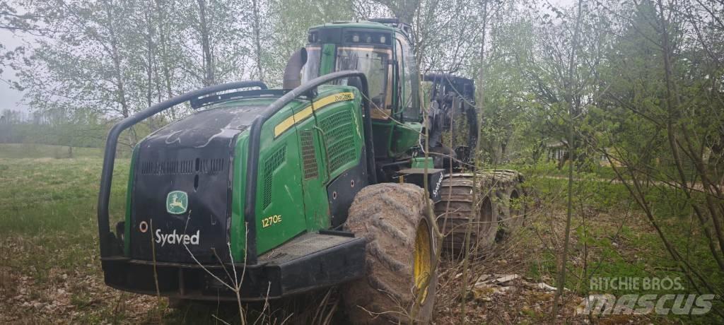 John Deere 1270 E 收割机