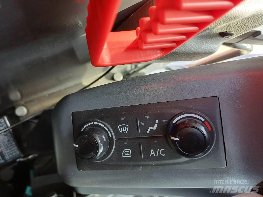 Doosan DX 85 R-3 中型挖掘机