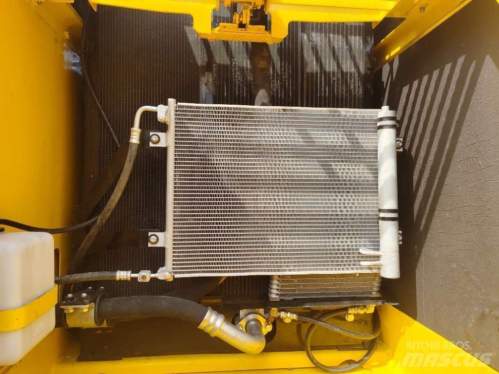 Komatsu PC 240 履带挖掘机