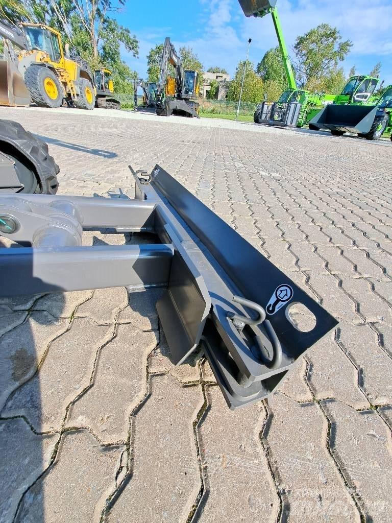 Volvo EC 18 E 小型挖掘机