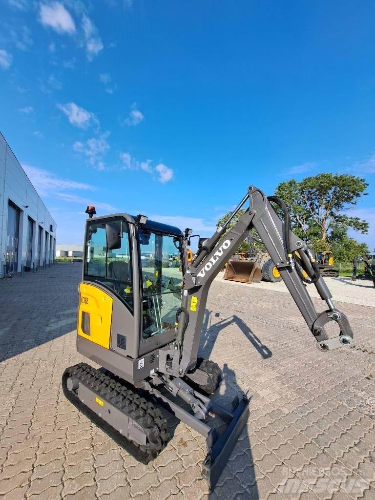 Volvo EC 18 E 小型挖掘机