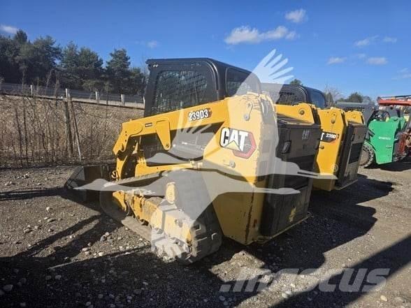 CAT 239D3 滑移装载机
